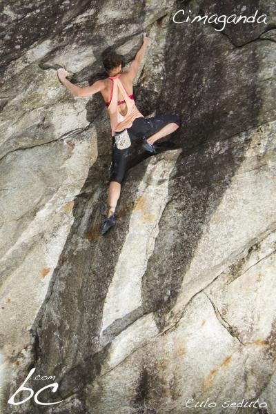 Petra in "Culo seduto"